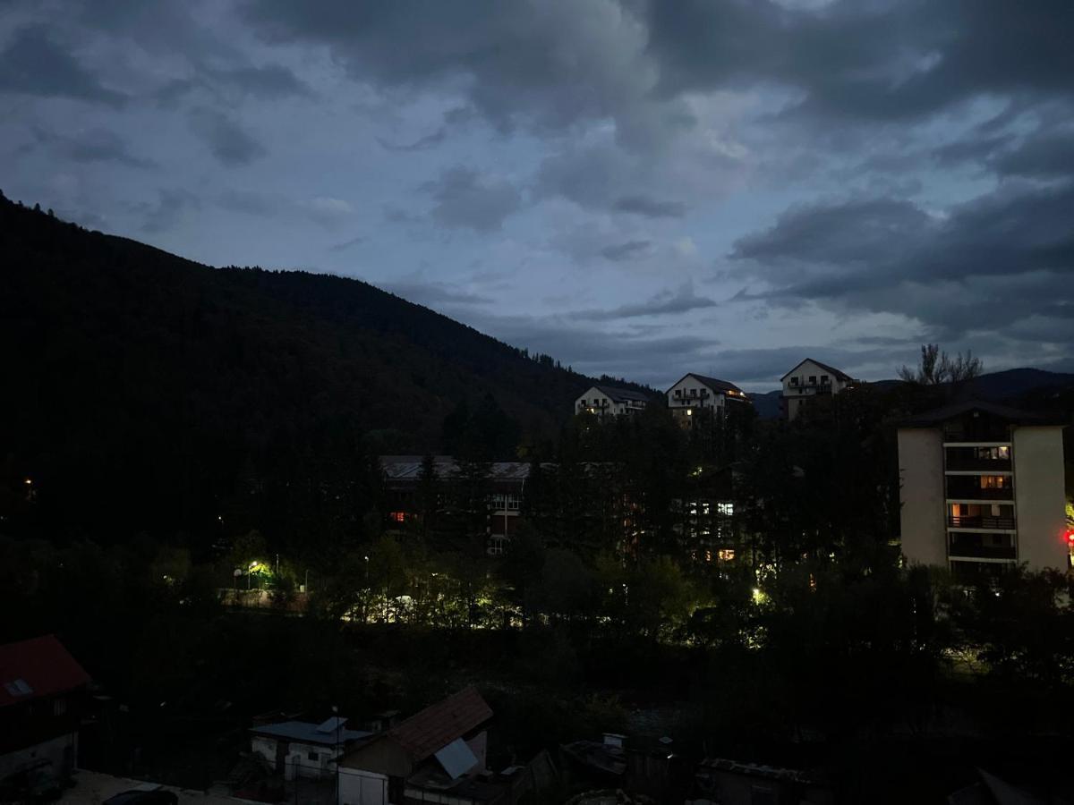 Anissia Apartament Lägenhet Sinaia Exteriör bild