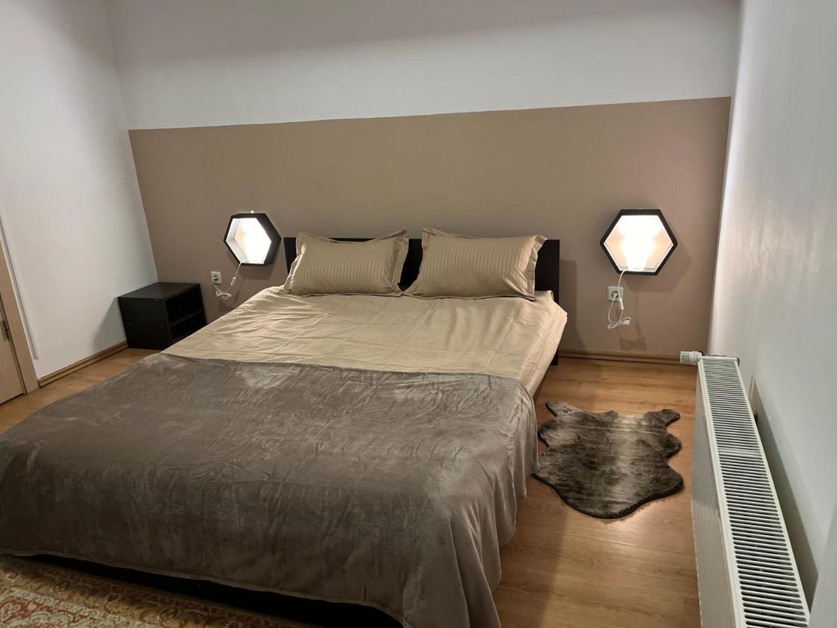 Anissia Apartament Lägenhet Sinaia Exteriör bild